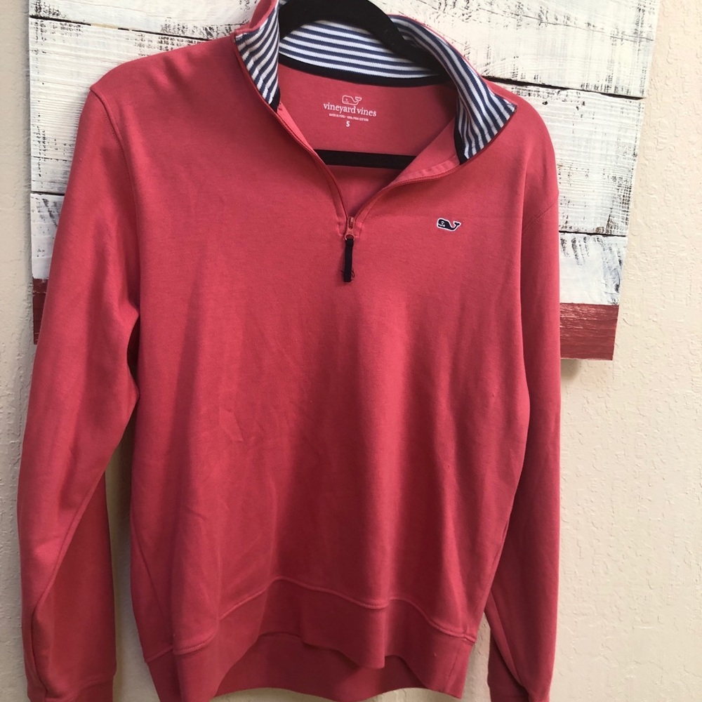 Vineyard vines pullover size small